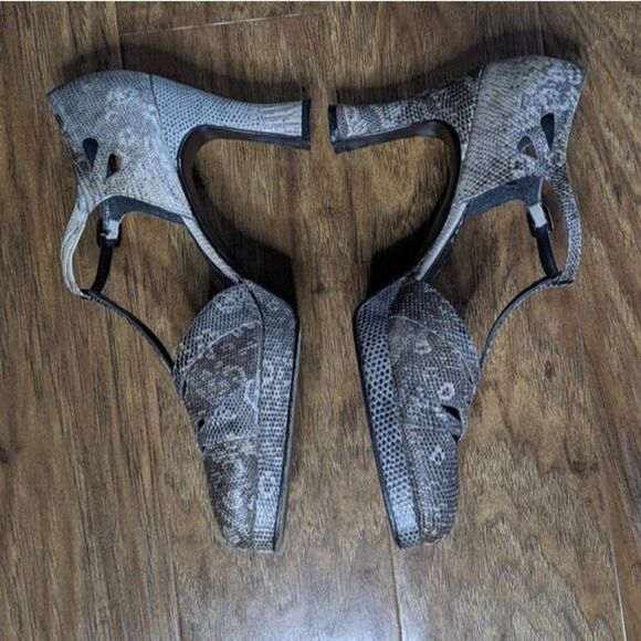 Stuart Weitzman brown snakeskin retro platform heels 9.5 - Picture 3 of 8